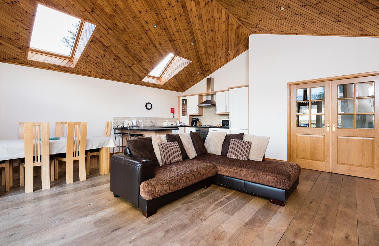 Lodge 9 Glengoulandie Lodges 阿伯费尔迪 外观 照片